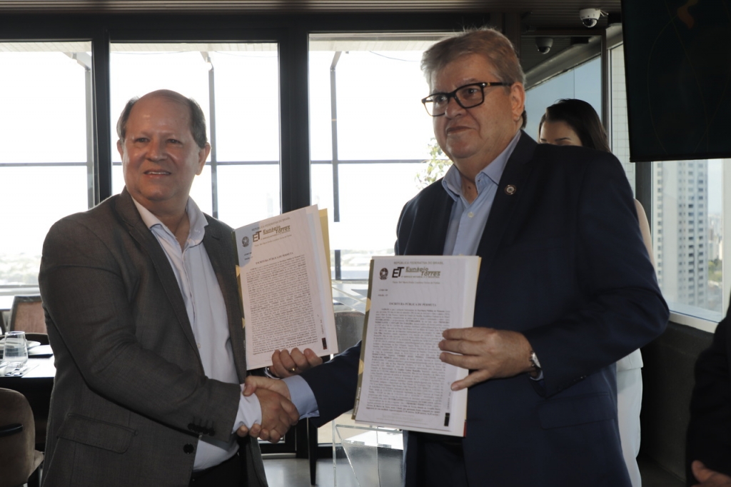 Unimed JP e governo do Estado celebram parceria que resultou na construção da nova Escola Raul Córdula